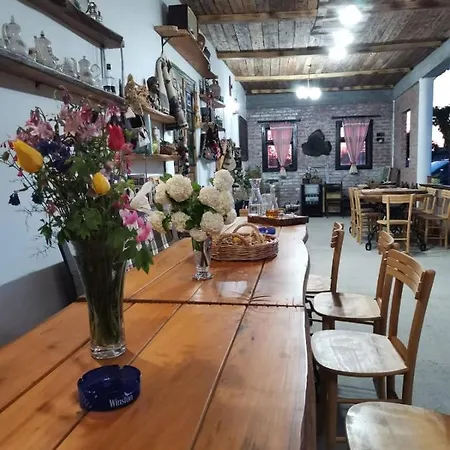 Amanet House * Zasavica