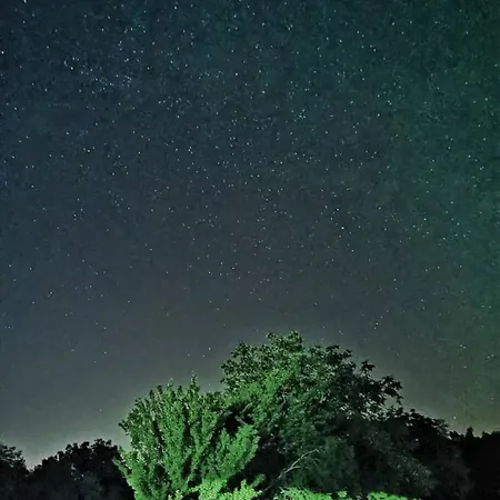 Amanet House Apartmán *